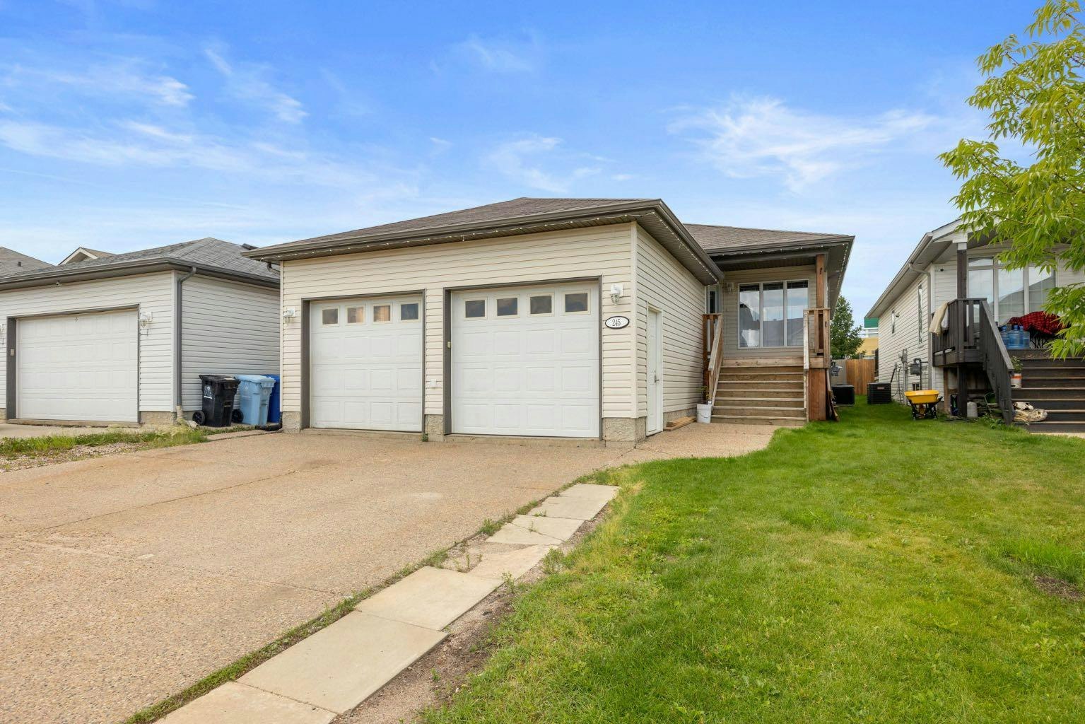 245 Crown Creek Lane, Fort Mcmurray, AB, T9K 2T9