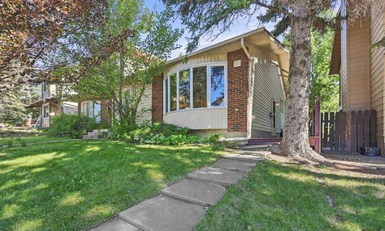 14 Dalhousie Crescent NW
