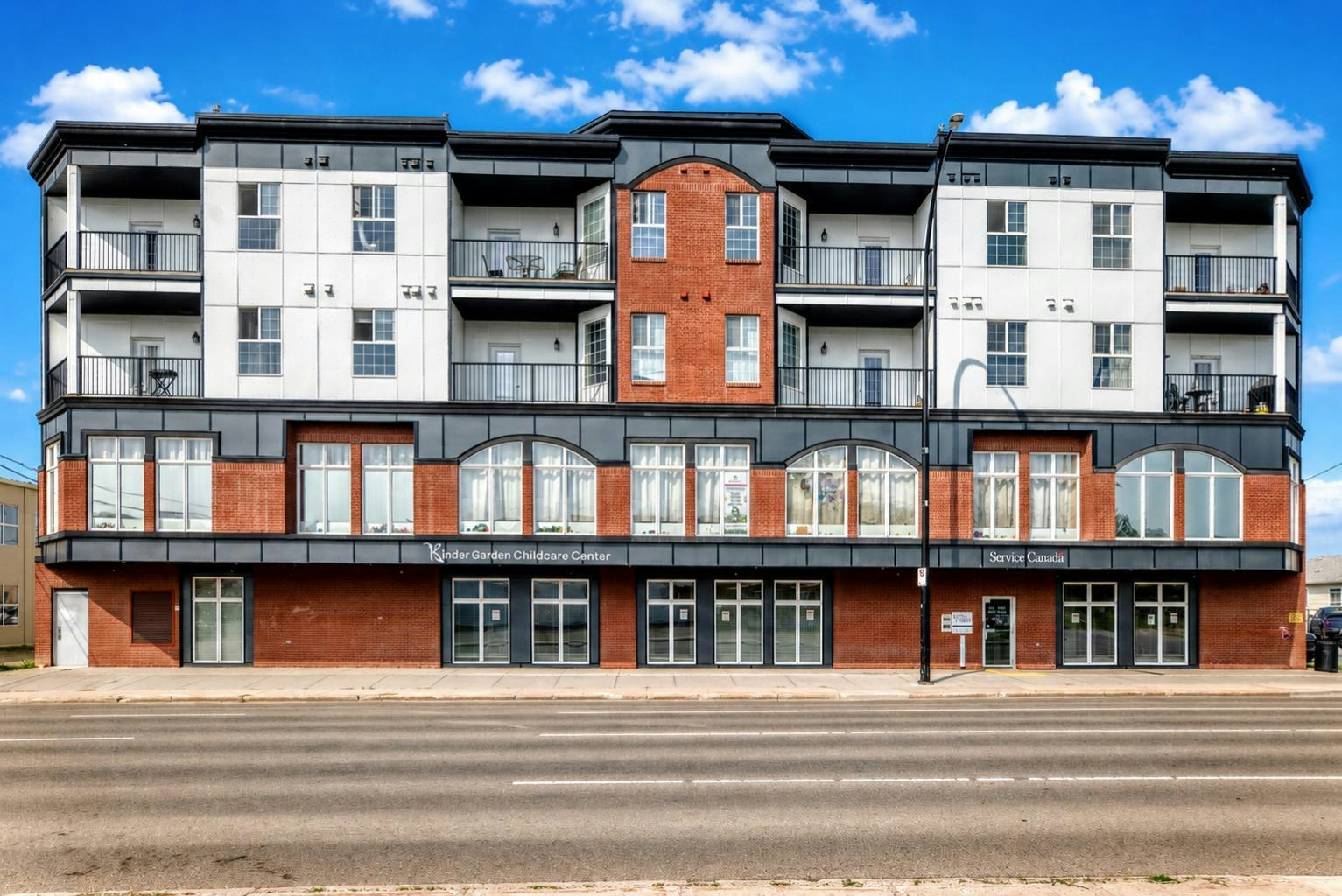 403-4901 46 Street, Red Deer, AB, T4N 1N2