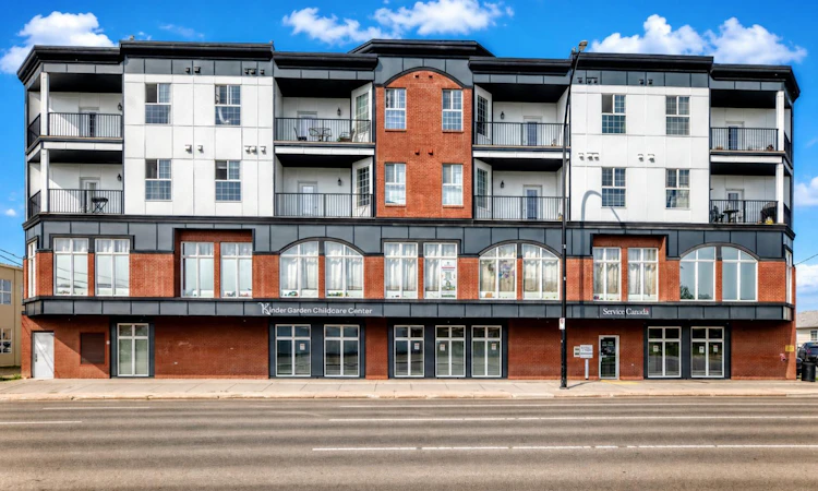 403-4901 46 Street