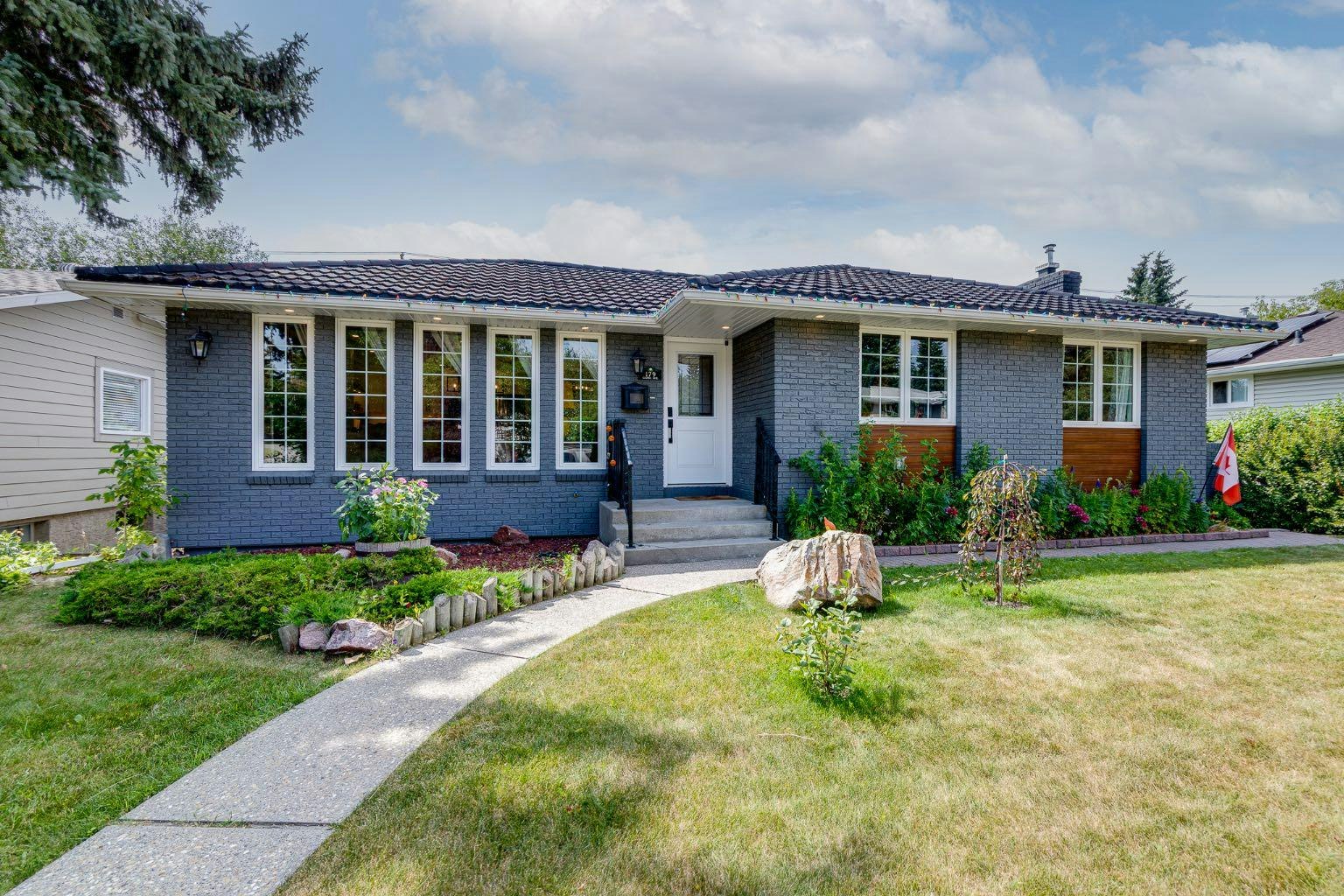 179 Capri Avenue NW, Calgary, AB, T2L 0H3