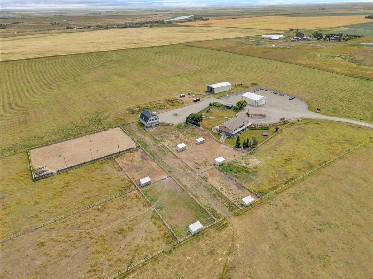 562056 24 Street E, Foothills County, AB, T1V 1N2