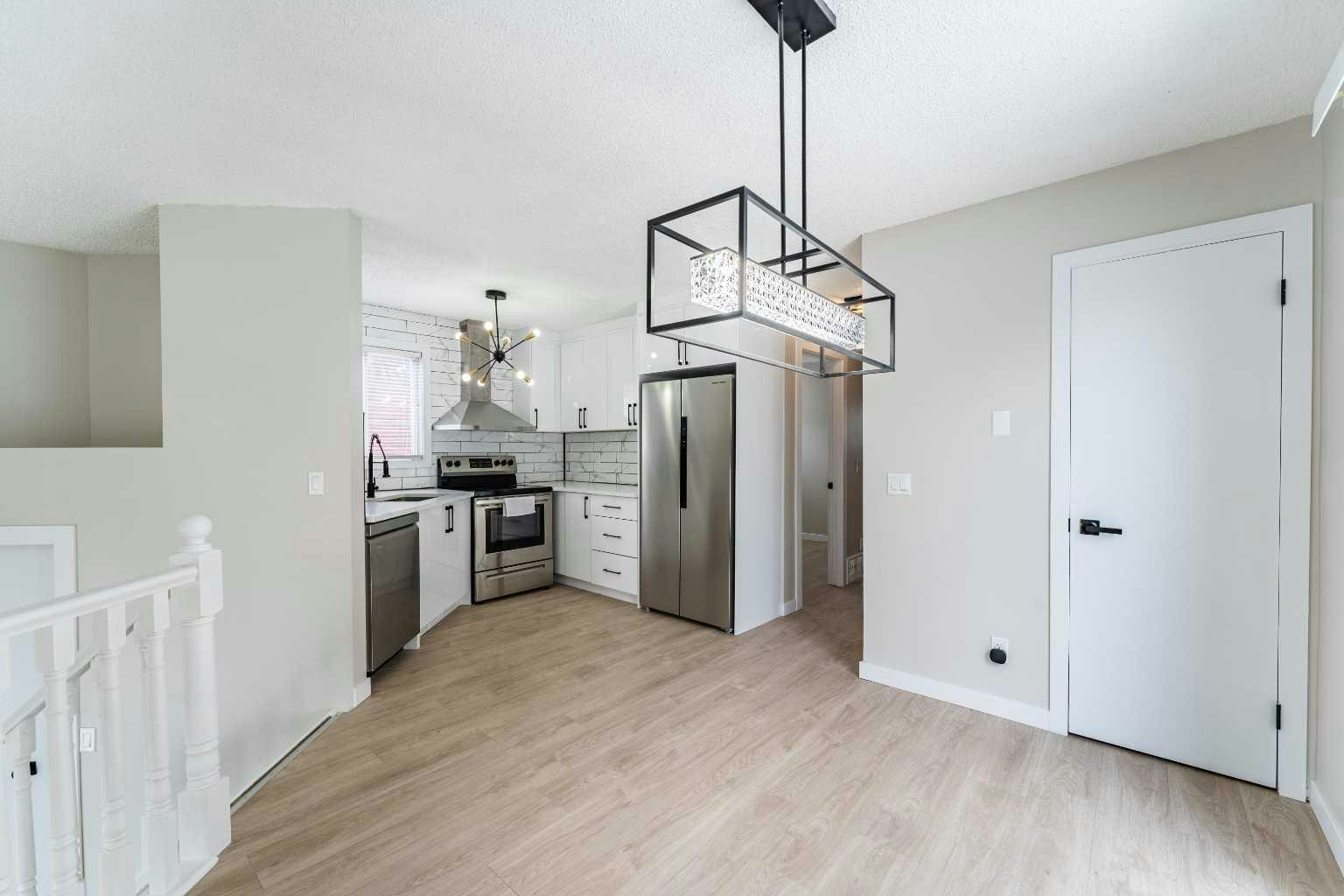 18 Falmere Way NE, Calgary, AB, T3J 2Z2
