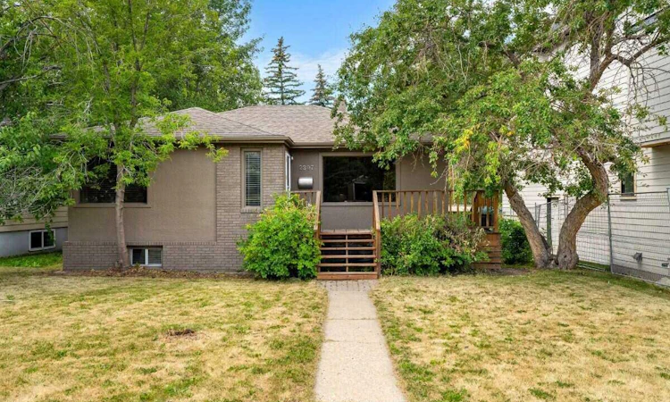 2307 Richmond Road SW