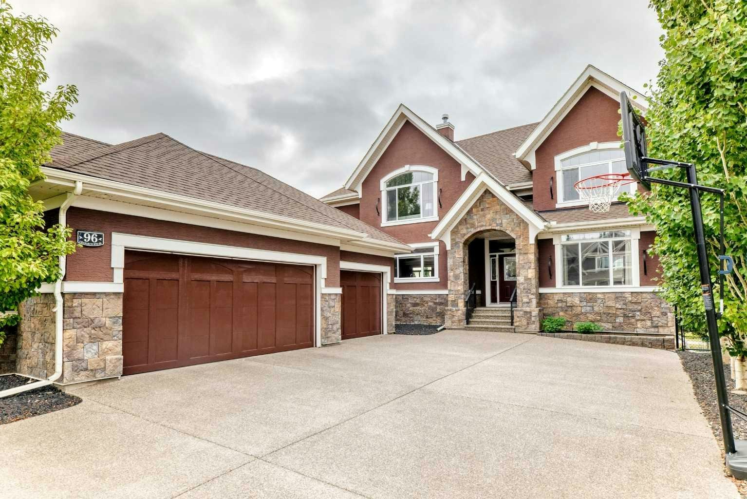96 Cranarch Heights SE, Calgary, AB, T3M 0S7