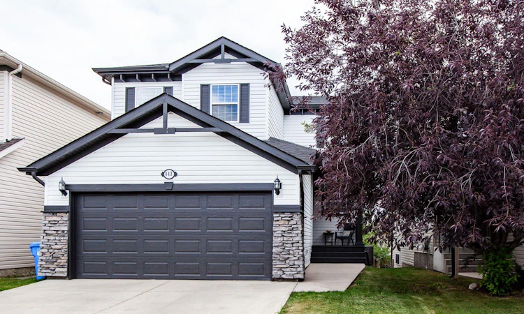 443 Tuscany Ridge Heights NW