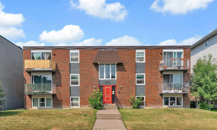 11-3511 15 Street SW