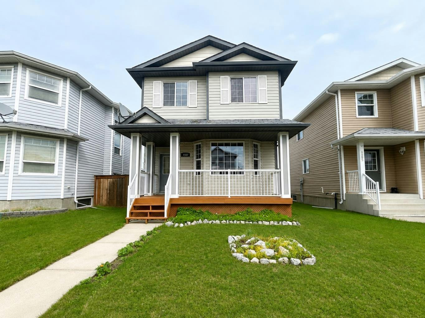 4507 74 Street, Camrose, AB, T4V 1X9