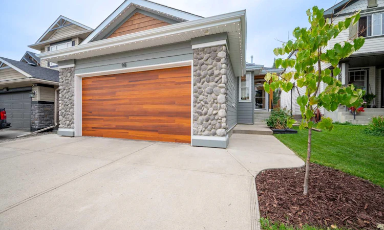 98 Chapala Grove SE