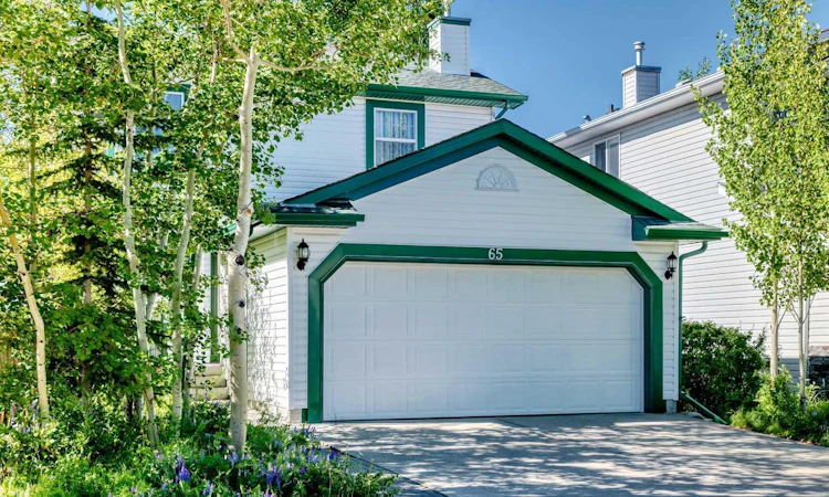65 Tuscarora Place NW