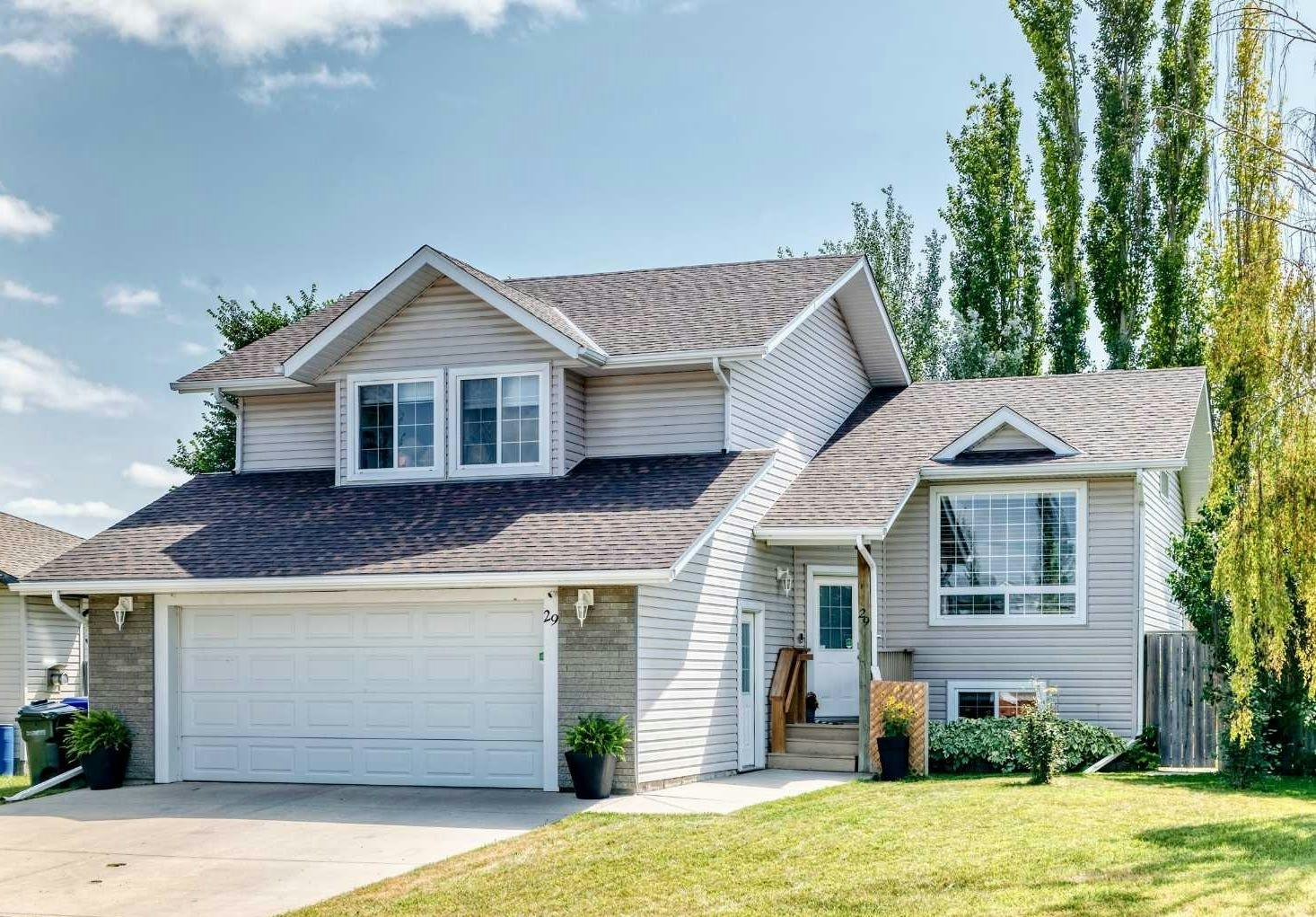 29 Sierra Road, Olds, AB, T4H 1X2