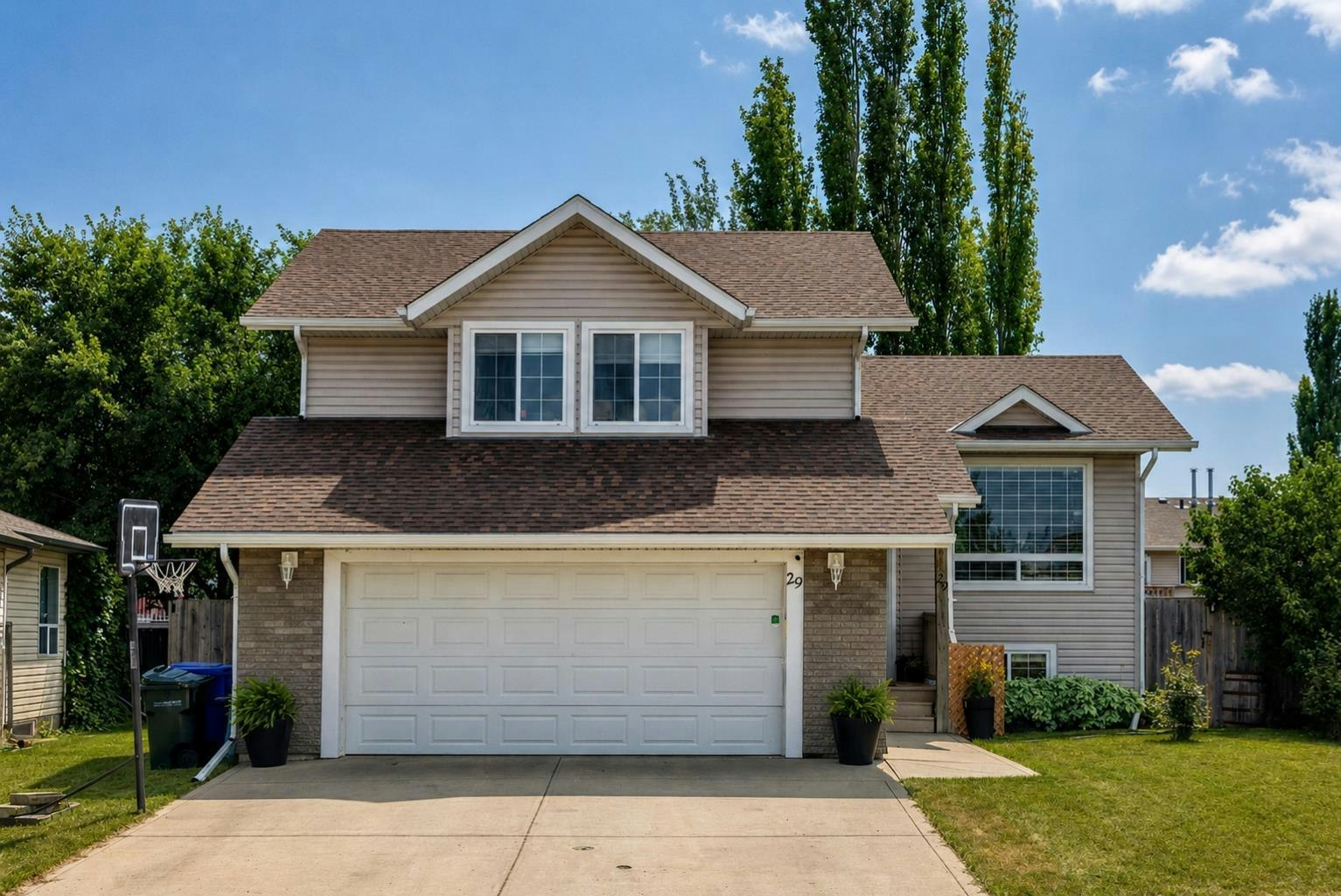 29 Sierra Road, Olds, AB, T4H 1X2