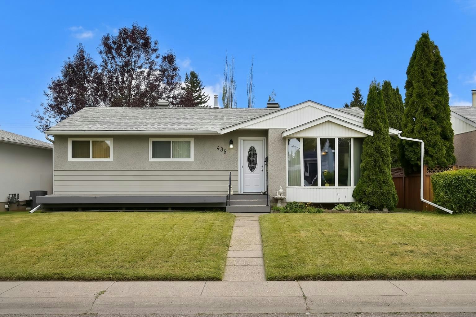 435 88 Avenue SE, Calgary, AB, T2H 1T9
