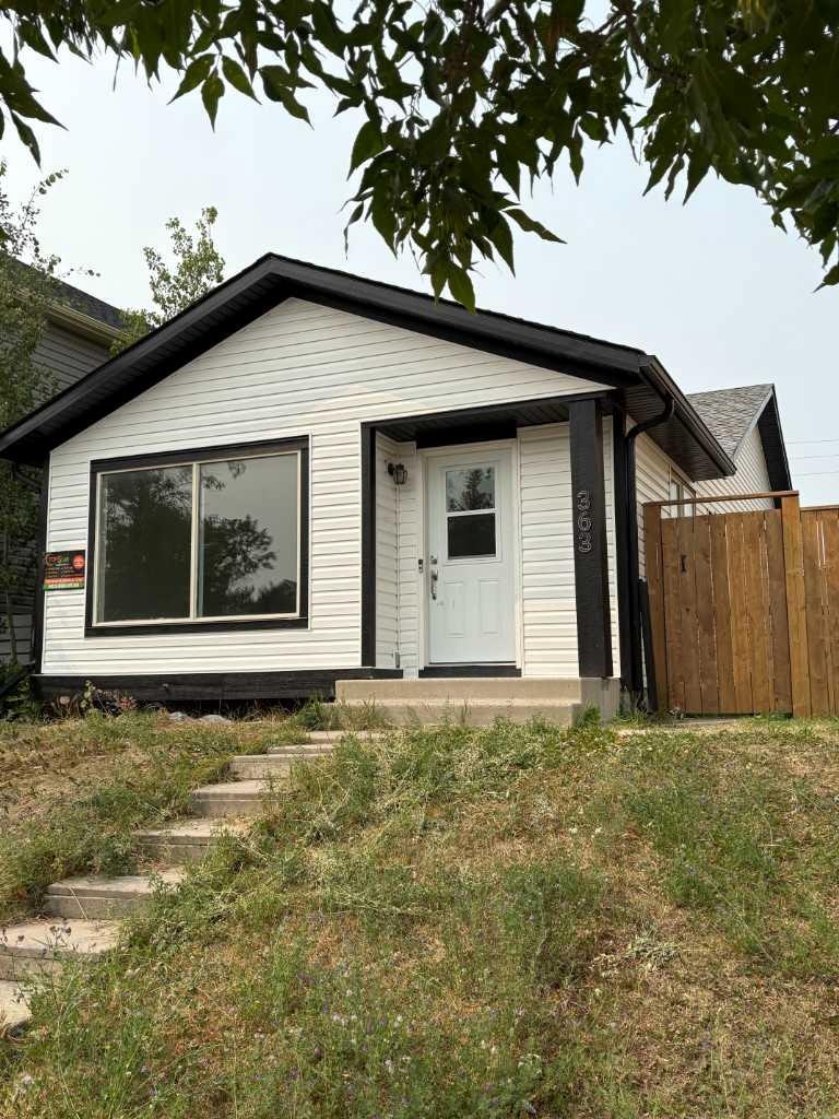363 Falton Drive NE, Calgary, AB, T1Y 1B2