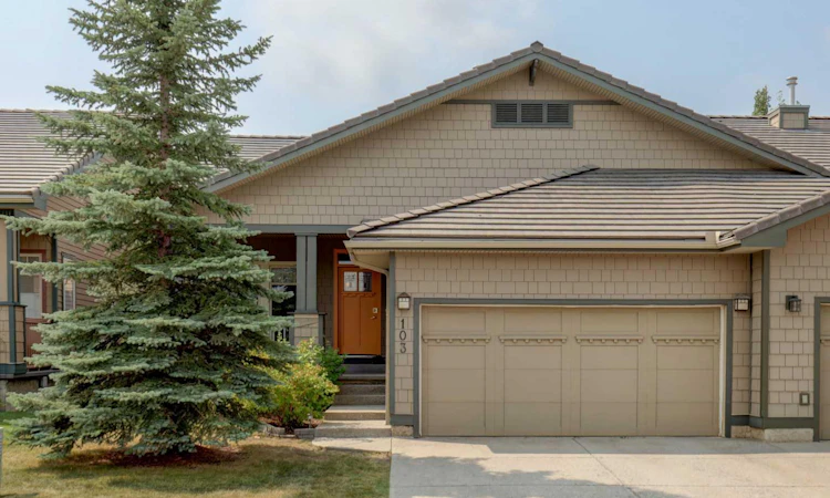 103 Bridle Estates Mews SW