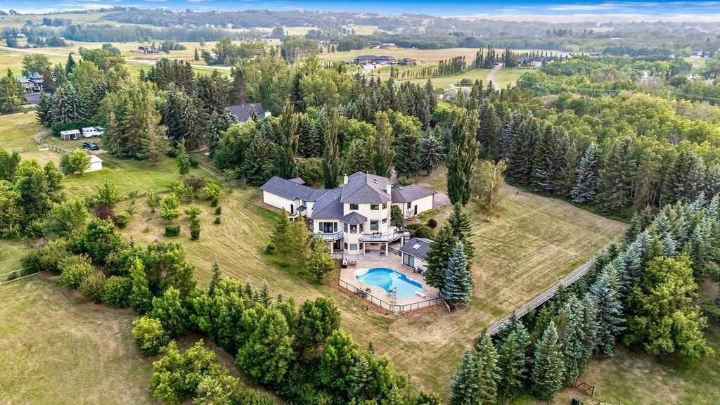 242048 32 Street E, Foothills County, AB, T0L 0X0