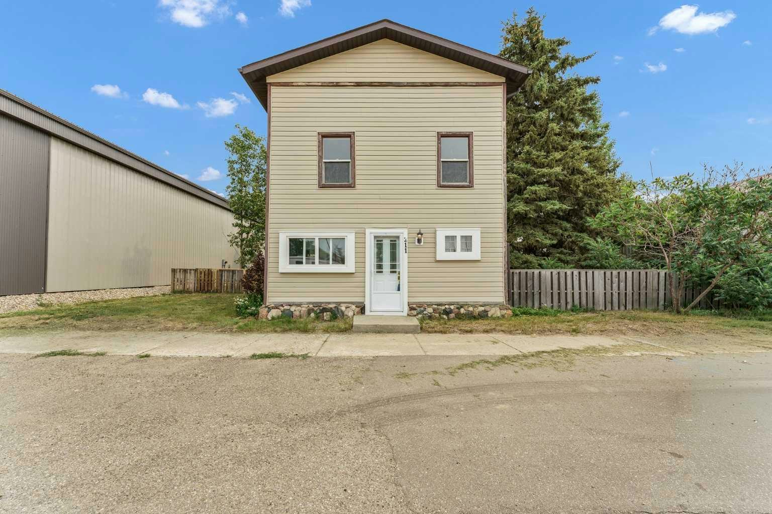 211 Main Street, Medicine Hat, AB, T0K 0J0