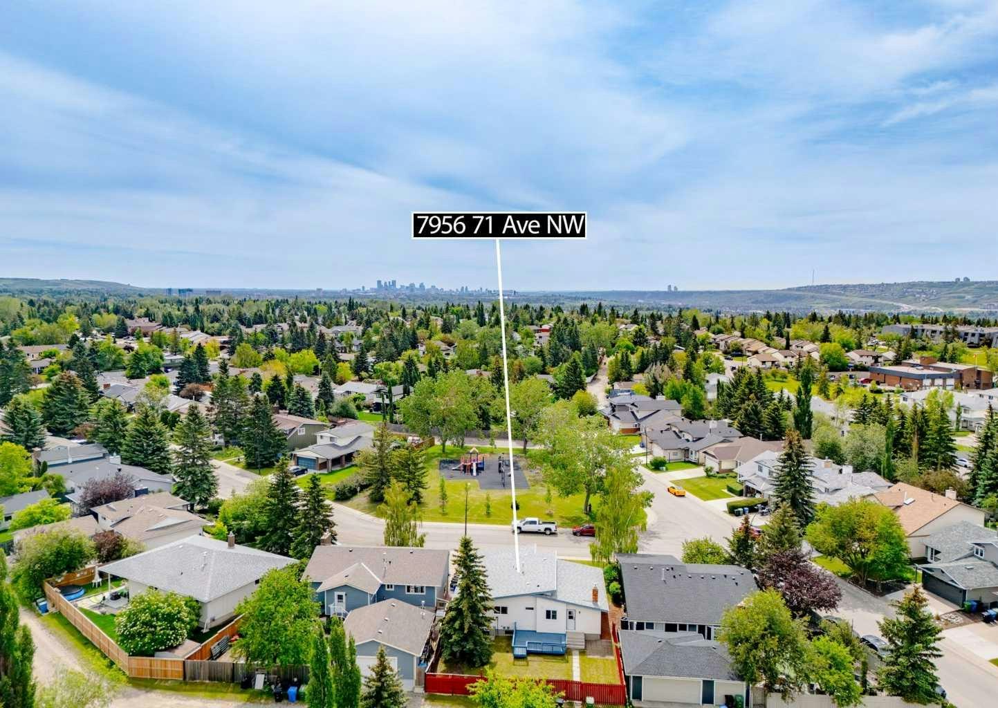 7956 71 Avenue NW, Calgary, AB, T3B 4J3