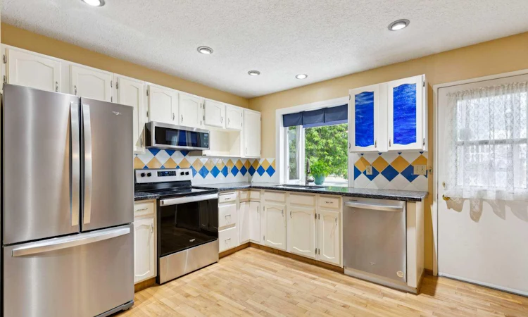 107 Bermuda Drive NW