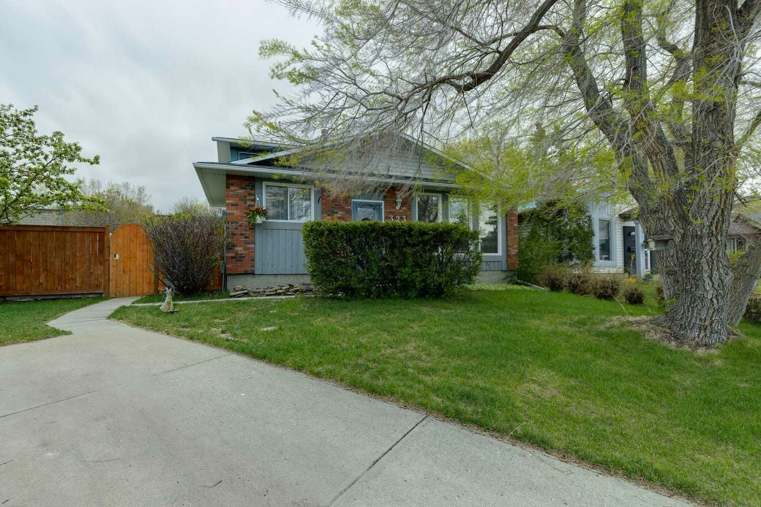 323 Ranchview Place NW, Calgary, AB, T3G 1J8