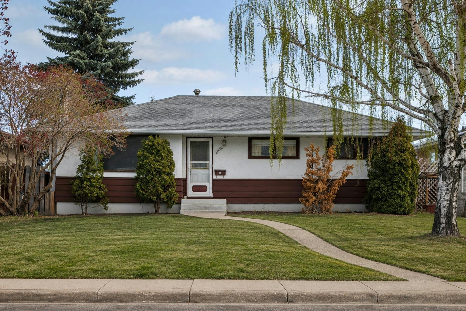 2622 42 Street SE, Calgary, AB, T2B 1G7