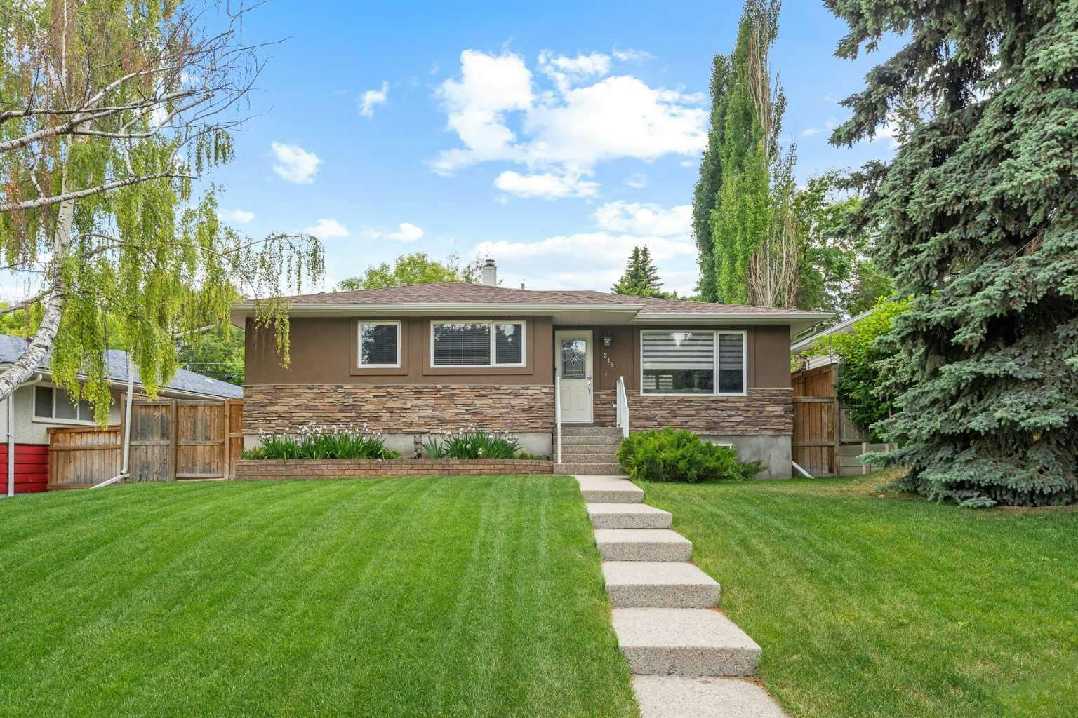 315 45 Avenue SW, Calgary, AB, T2S 1B3