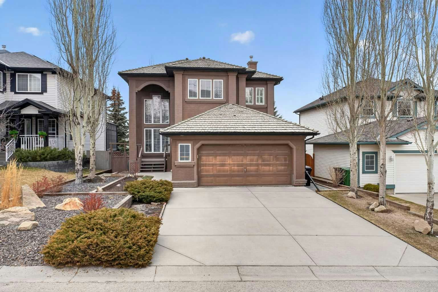 111 Valley Ponds Crescent NW, Calgary, AB, T3B 5T7