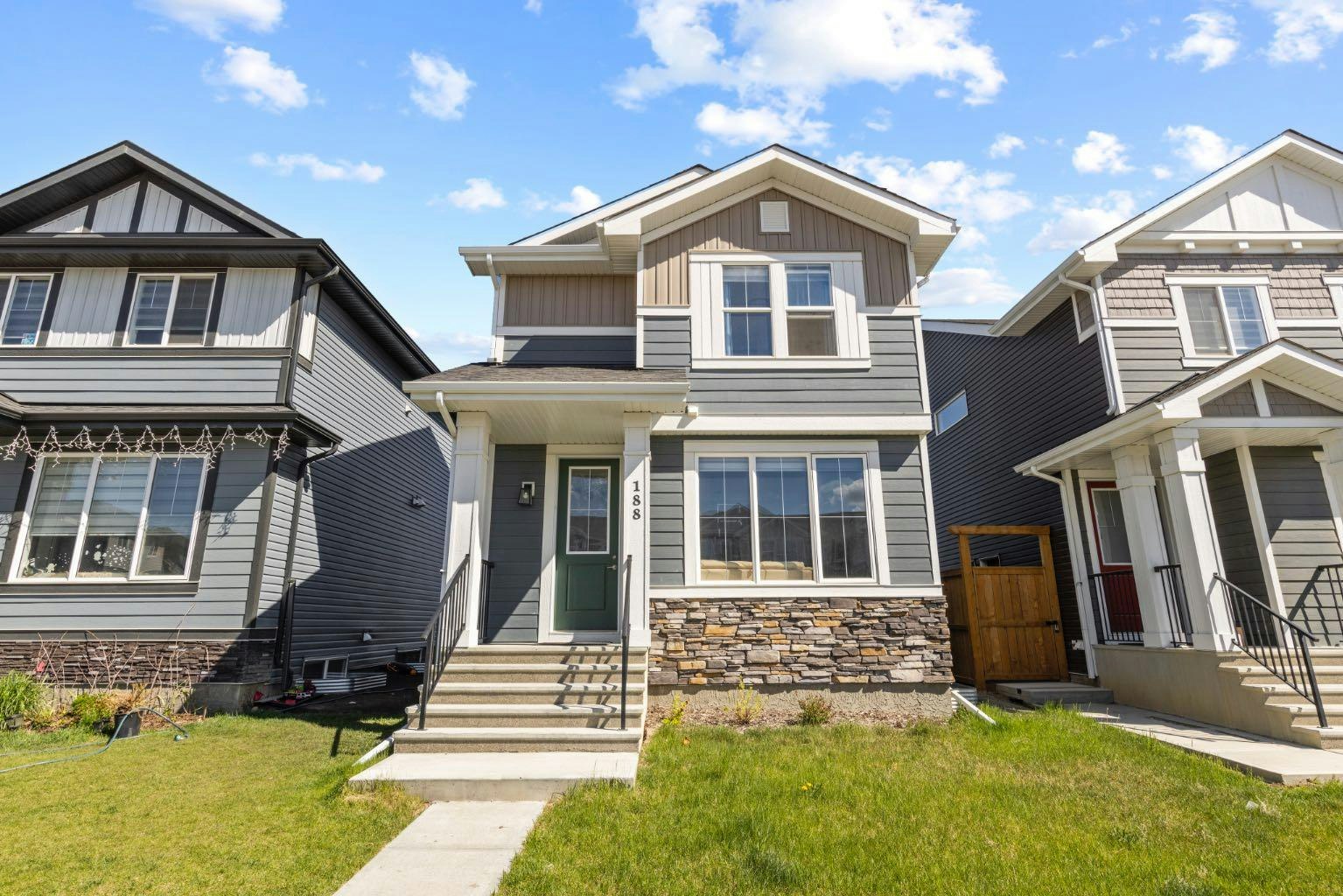 188 Waterford Heath S, Chestermere, AB, T1X 2T9