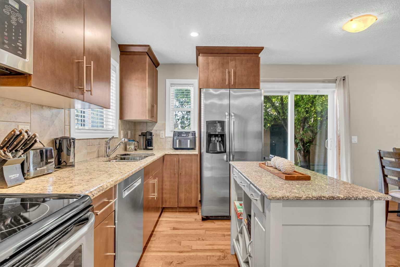 2-821 Mcdougall Road NE - 4