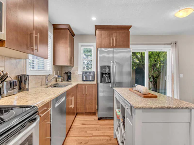 2-821 Mcdougall Road NE - 4