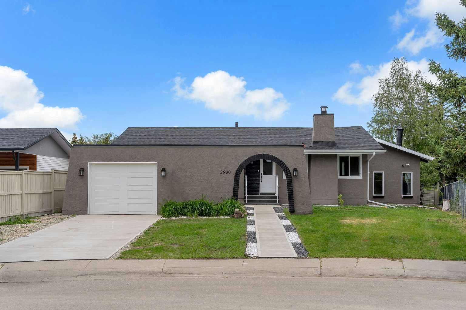 2930 Oakmoor Crescent SW, Calgary, AB, T2V 3Z7