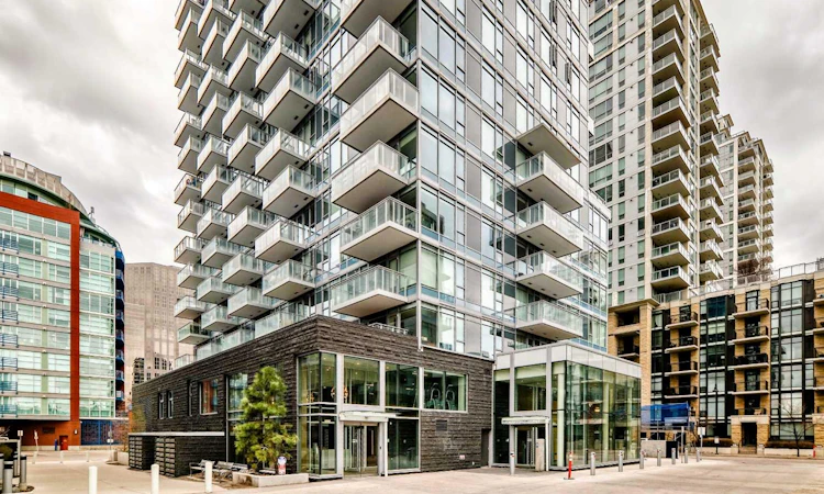 104-108 Waterfront Court SW