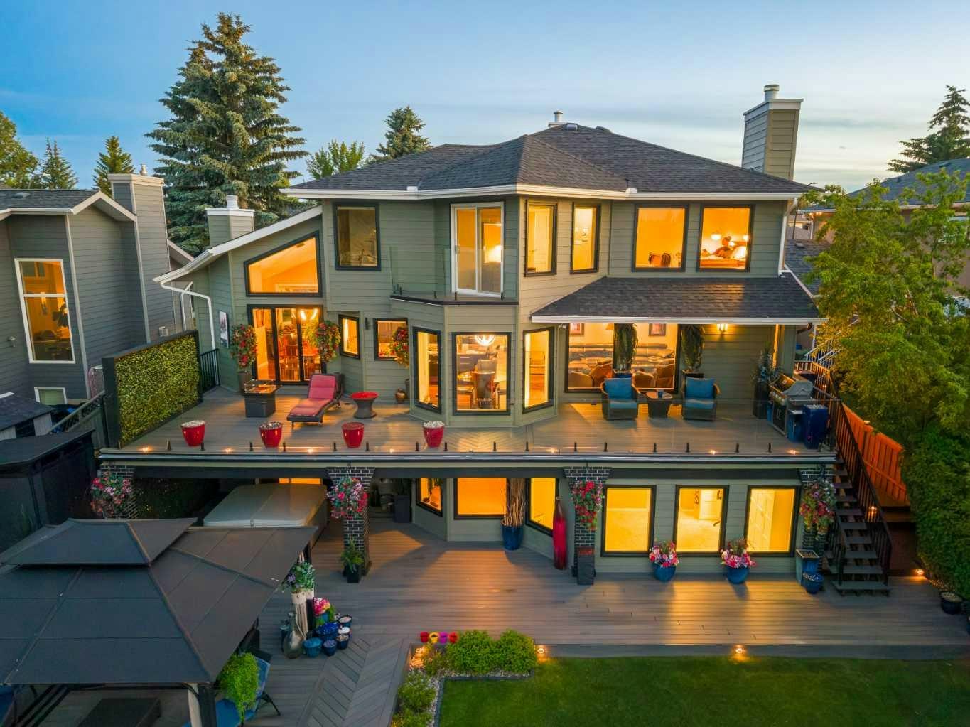 85 Sunset Way SE, Calgary, AB, T2X 3C1