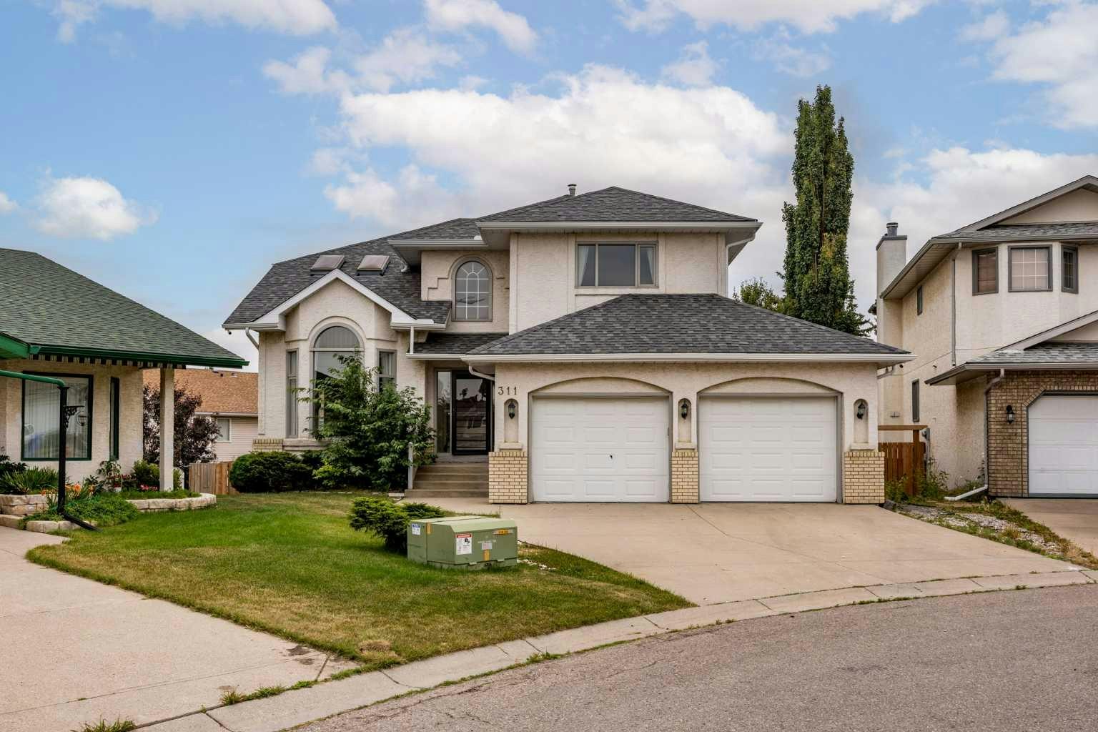 311 Hawkland Place NW, Calgary, AB, T3G 3R4