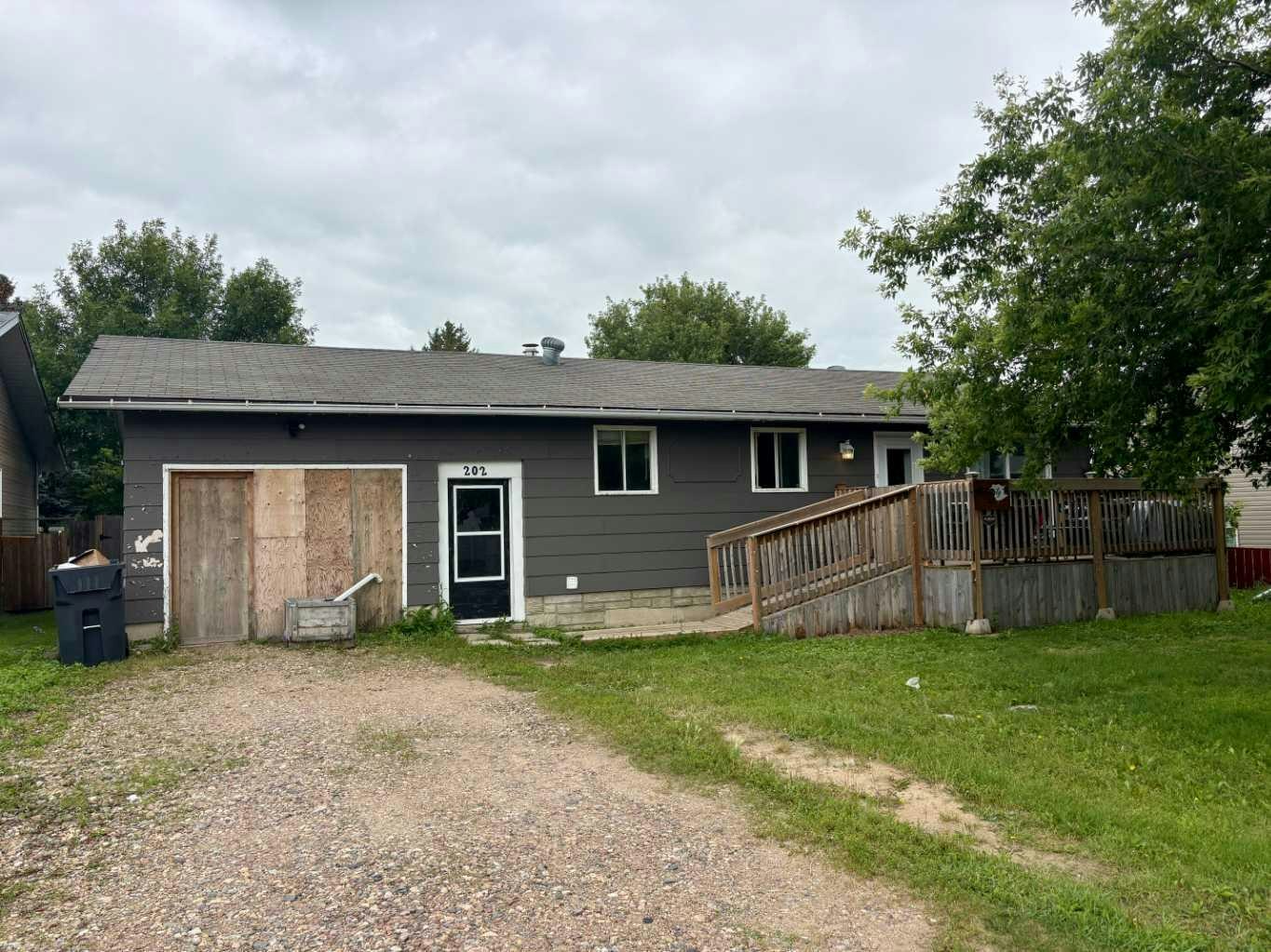 202 4 Avenue, Town Of Vermilion, AB, T0B 2X0