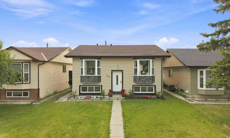 427 Falmere Road NE
