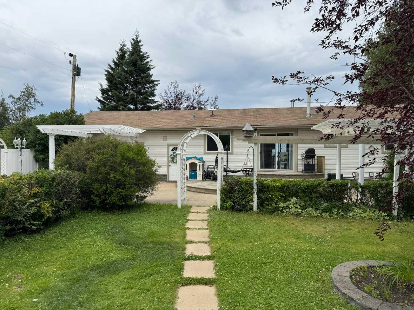 74008 Southshore Drive, Slave Lake, AB, T0G 2M0