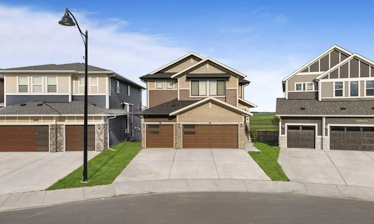 105 Homestead Crescent NE
