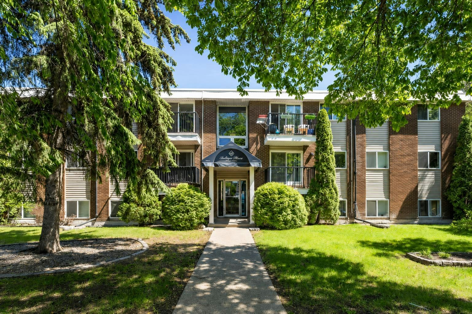 202-10305 116 Street NW, Edmonton, AB, T5K 1W5