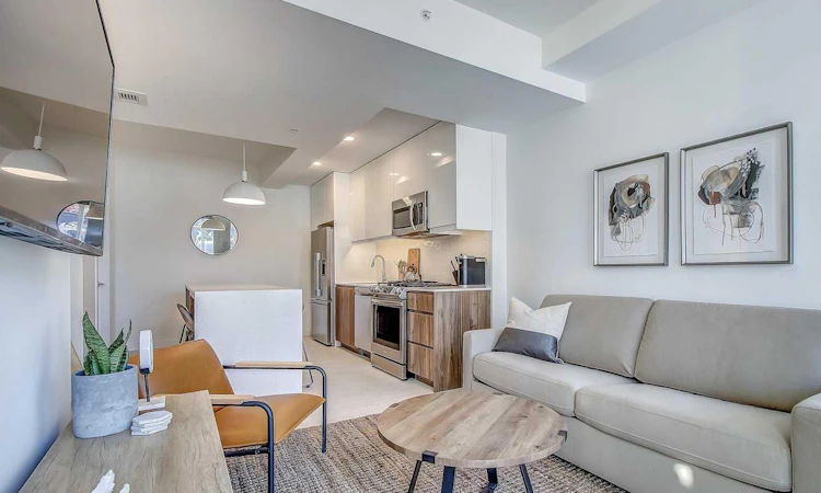 325R-327 9a Street NW