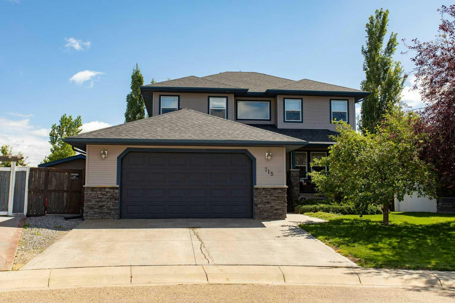 715 700 Ramage Close, Red Deer, AB, T4P 3X8