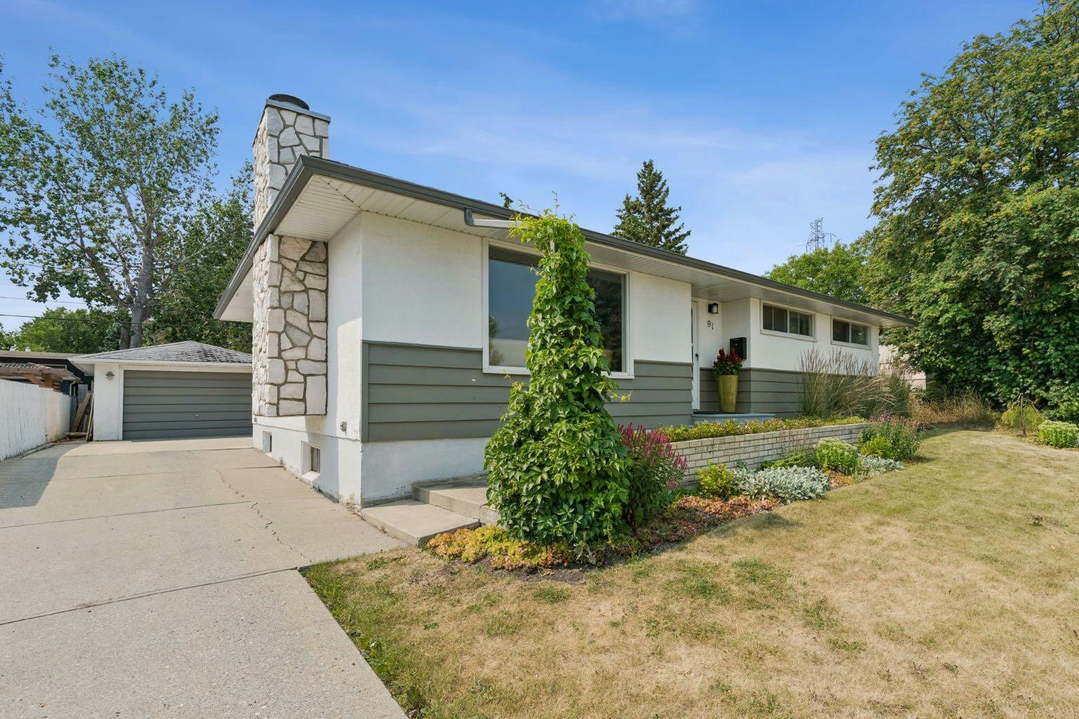 91 Winslow Crescent SW, Calgary, AB, T3C 2R3