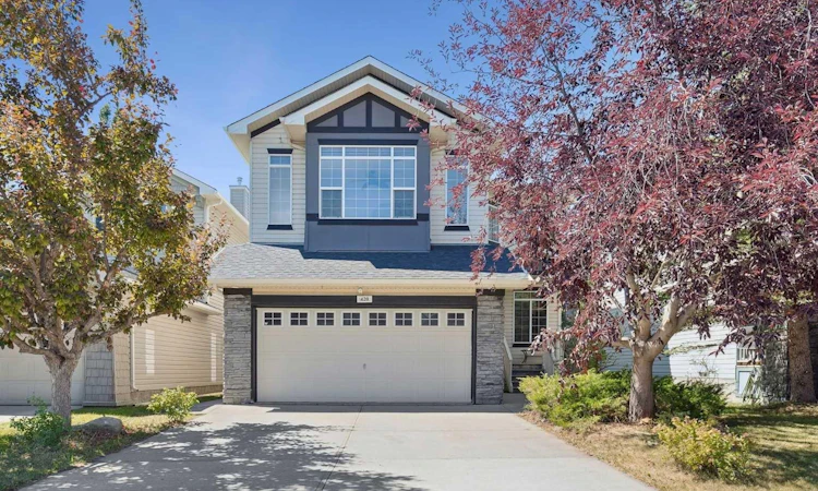 420 Royal Oak Circle NW