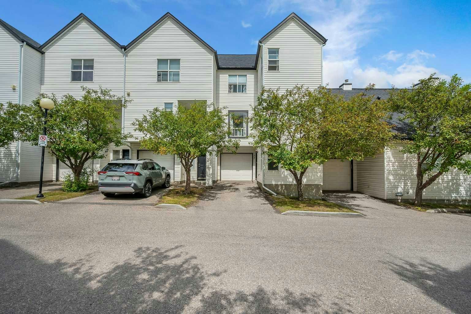 13-200 Hidden Hills Terrace NW, Calgary, AB, T3A 6E8