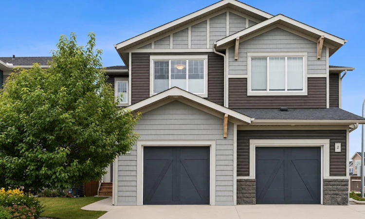4 Emberside Place
