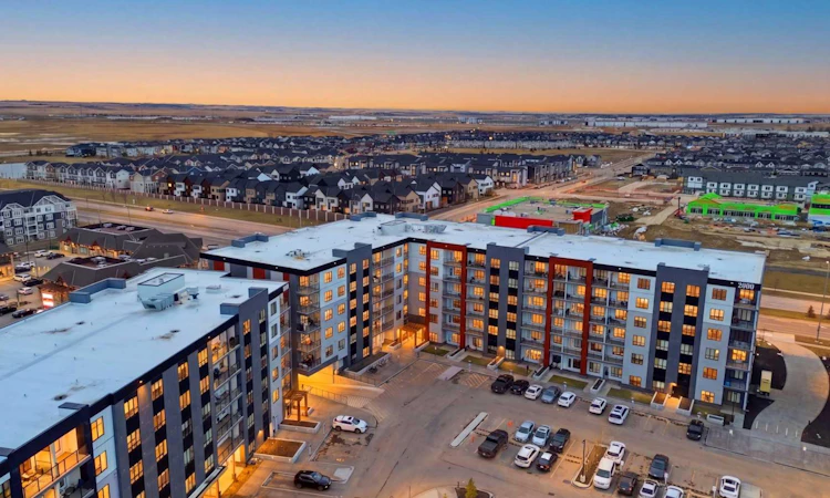 2303-60 Skyview Ranch Road NE