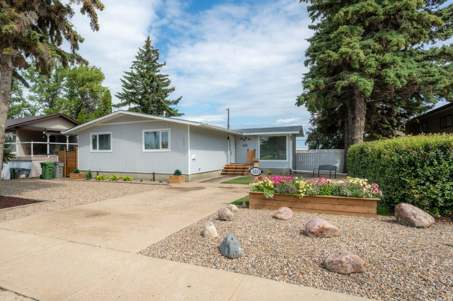 3113 51 Avenue, Lloydminster City West, AB, T9V 1H9