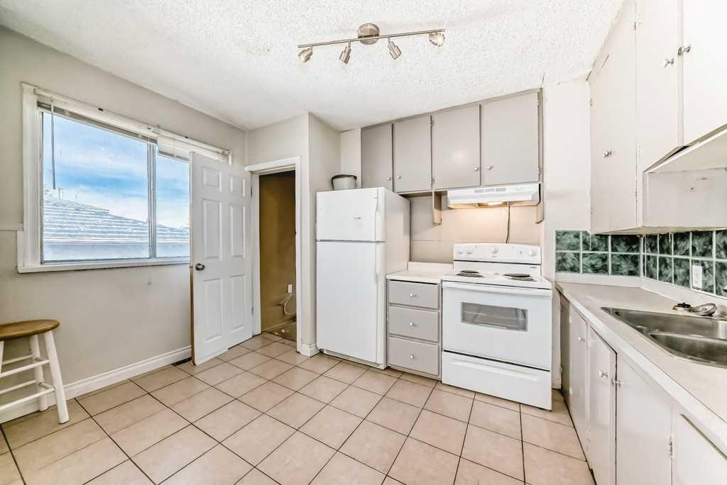 1610 40 Street SW, Calgary, AB, T3C 1W9 - 12