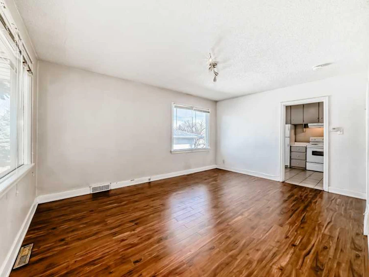 1610 40 Street SW, Calgary, AB, T3C 1W9 - 13