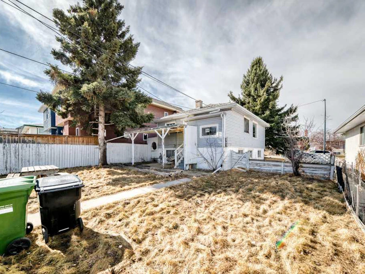 1610 40 Street SW, Calgary, AB, T3C 1W9 - 39